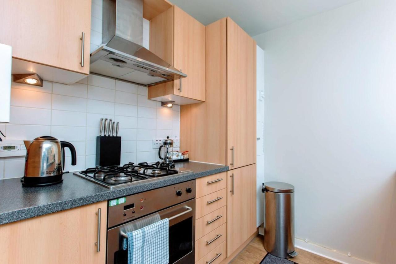 Bright And Stylish Apartment - Old Town Edimburgo Exterior foto